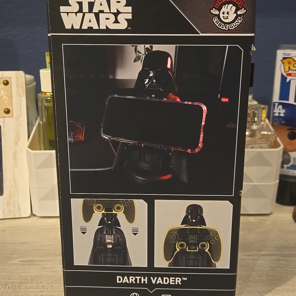 Star Wars Darth Vader Controller Holder - Black